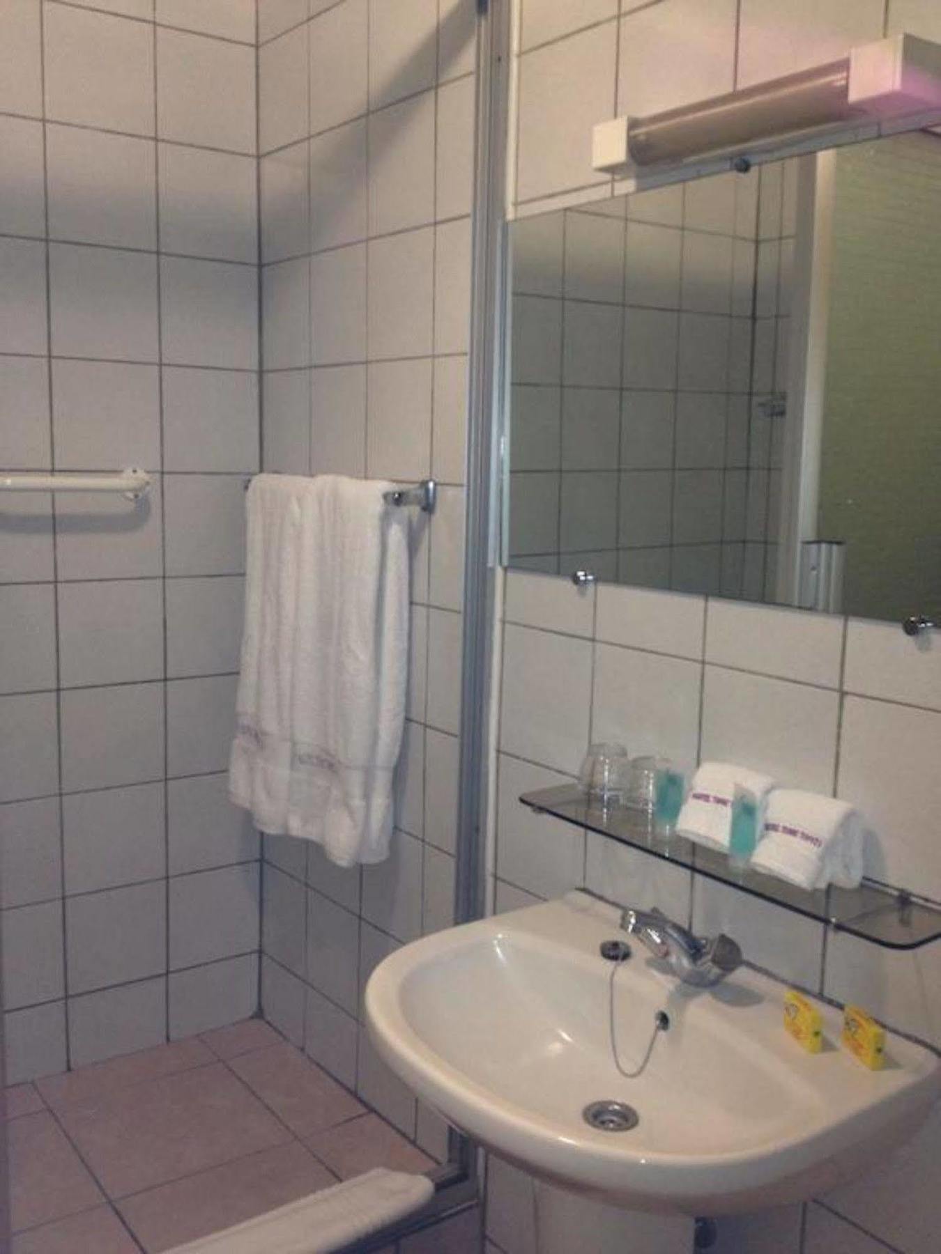 Hotel Tiare Tahiti Папеете Екстериор снимка