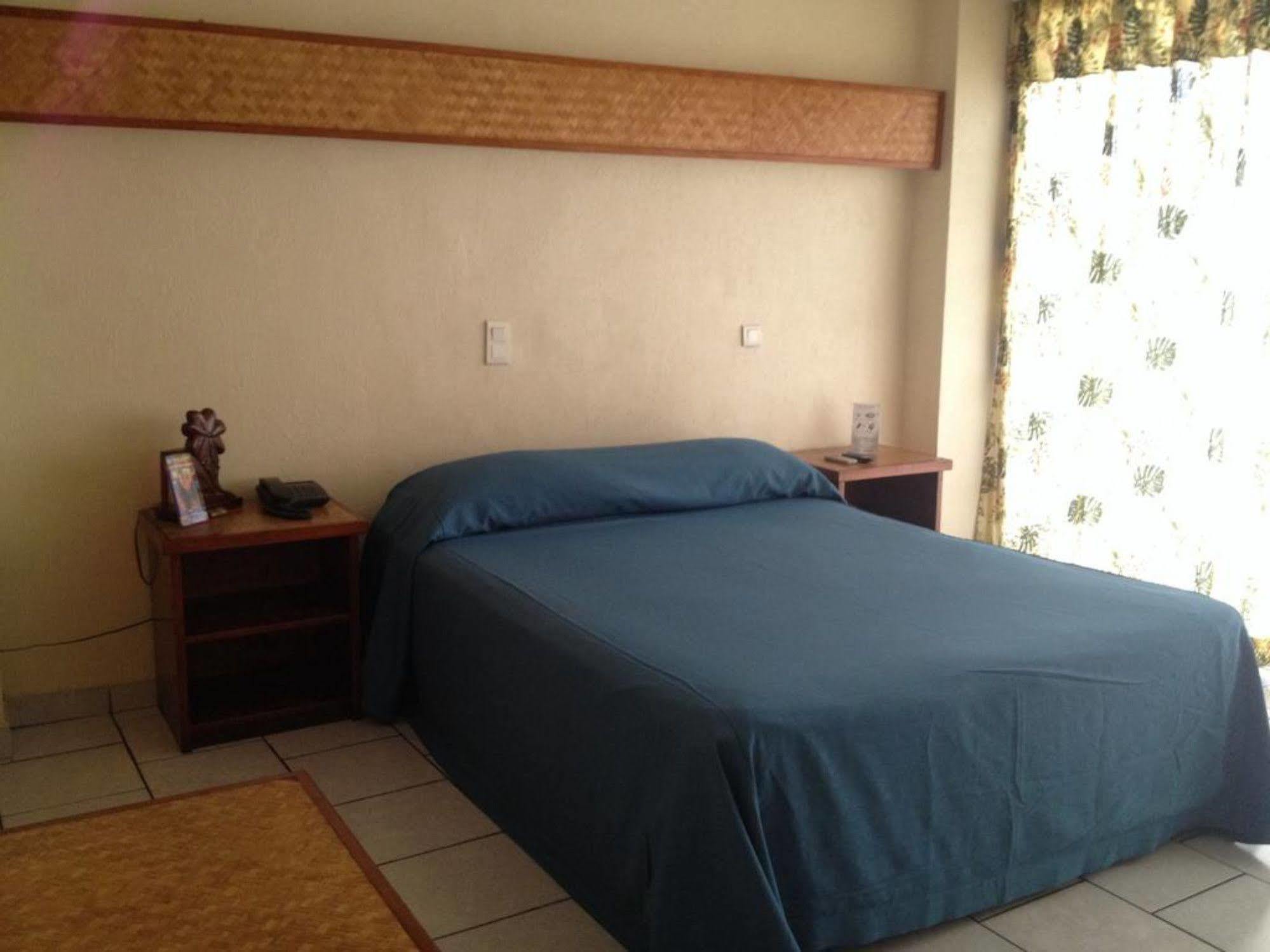 Hotel Tiare Tahiti Папеете Екстериор снимка