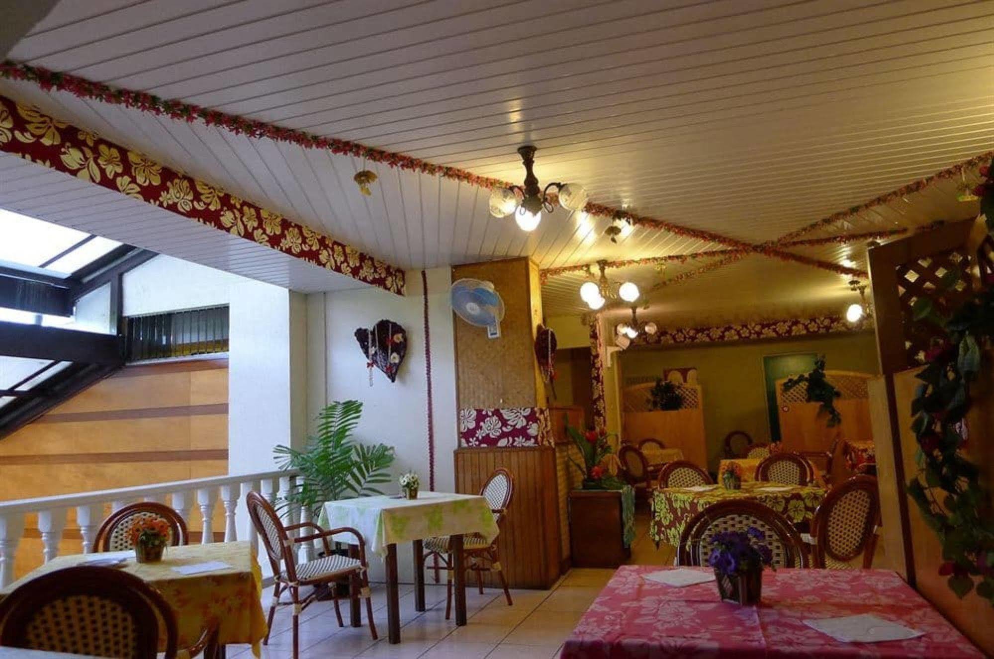 Hotel Tiare Tahiti Папеете Екстериор снимка